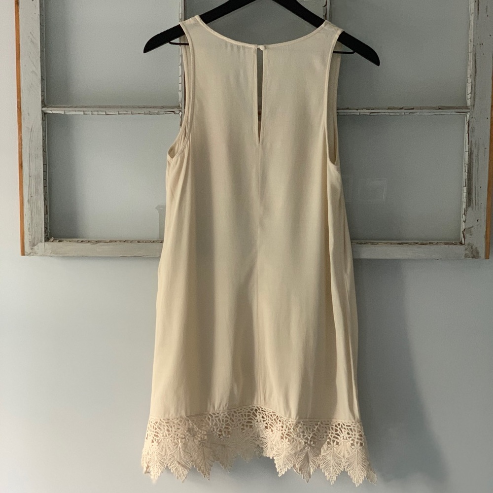 ASTR Lace Hem Dress - Picture 2 of 5